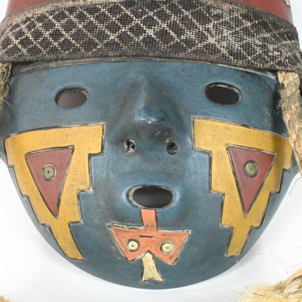 Handcrafted Paracas Ceramic Mask - Unique Art Decor - Image 6