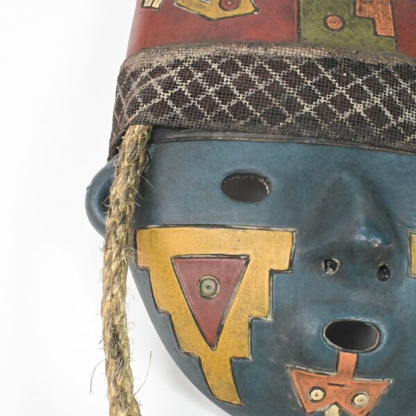 Handcrafted Paracas Ceramic Mask - Unique Art Decor - Image 7