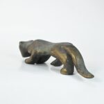 Unique Metal Feline Sculpture for Art Lovers - Imagen 2