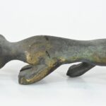 Unique Metal Feline Sculpture for Art Lovers - Imagen 10