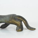 Unique Metal Feline Sculpture for Art Lovers - Imagen 11