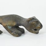 Unique Metal Feline Sculpture for Art Lovers - Imagen 12