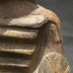 Pre-Columbian Moche Warrior Ceramic Bottle - Imagen 16