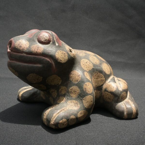 Pre-Columbian Tiahuanaco Ceramic Frog Vessel - Image 4
