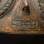 Pre-Columbian Nasca Ceramic Bottle with Anthropomorphic Design - Imagen 13