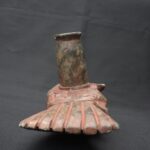Pre-Columbian Chavin Stone Bottle - Carnivorous Fish Design - Imagen 4