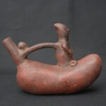 Pre-Columbian Moche Ceramic Whistle with Human Figure - Imagen 6