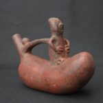 Pre-Columbian Moche Ceramic Whistle with Human Figure - Imagen 7
