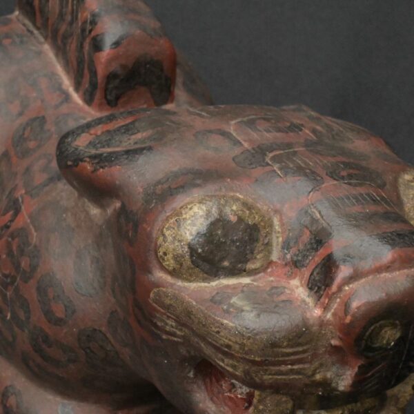 Pre-Columbian Tiahuanaco Ceramic Jaguar Figurine - Image 13