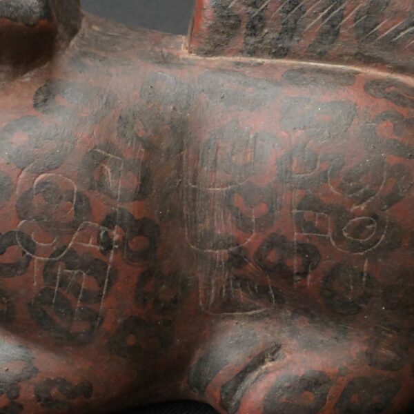 Pre-Columbian Tiahuanaco Ceramic Jaguar Figurine - Image 15