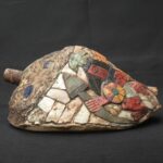 Precolumbian Moche Pututu with Gemstone Inlays - Imagen 2