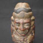 Tiahuanaco Pre-Columbian Ceramic Figurine with Human Form - Imagen 13