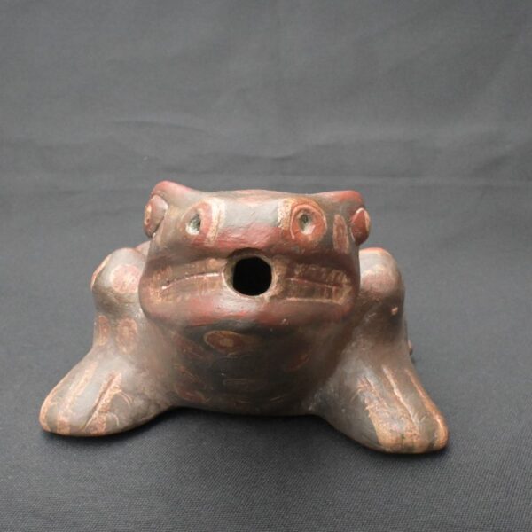 Pre-Columbian Tiahuanaco Frog Ceramic Figurine - Image 2