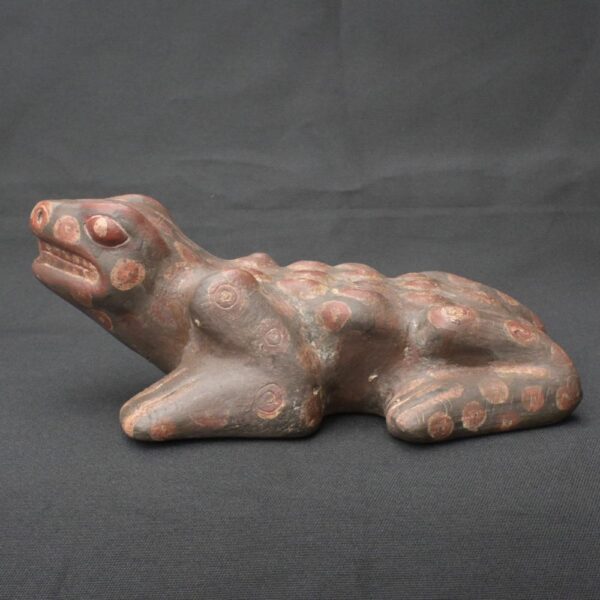 Pre-Columbian Tiahuanaco Frog Ceramic Figurine - Image 3