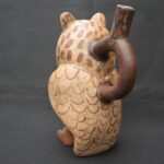 Precolumbian Moche Ceramic Owl Bottle Artifact - Imagen 6