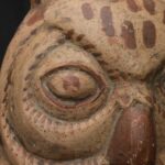 Precolumbian Moche Ceramic Owl Bottle Artifact - Imagen 14