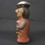 Exquisite Pre-Columbian Nasca Ceramic Human Figure - Imagen 3