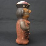 Exquisite Pre-Columbian Nasca Ceramic Human Figure - Imagen 7