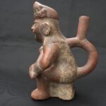 Authentic Pre-Columbian Moche Warrior Ceramic Figurine - Imagen 4