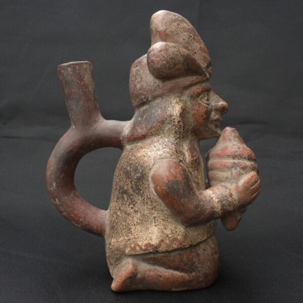 Pre-Columbian Moche Warrior Priest Ceramic Artifact - Image 8