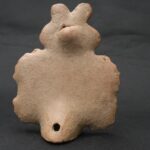 Moche Pre-Columbian Ceramic Whistle with Warrior Design - Imagen 4