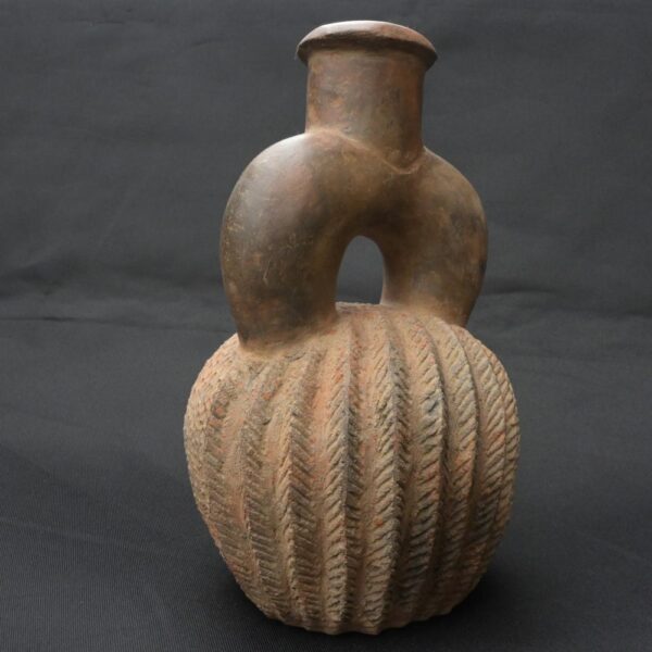 Pre-Columbian Chavin Ritual Ceramic Bottle - Image 8