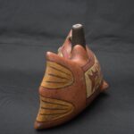 Pre-Columbian Nasca Fish Ceremonial Bottle Artifact - Imagen 4