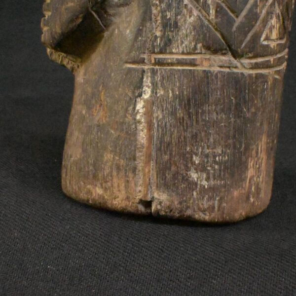 Pre-Columbian Inca Wooden Totem with Bone and Turquoise Inlays - Image 10