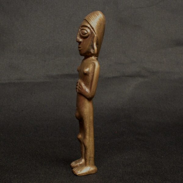 Pre-Columbian Inca Pachamama Metal Sculpture for Rituals & Decor - Image 2