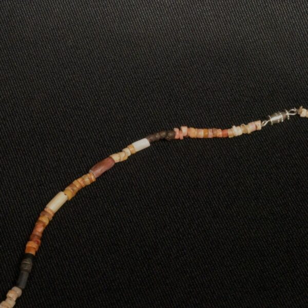 Moche Pre-Columbian Spondylus Ritual Necklace with Wood & Precious Stones - Image 5