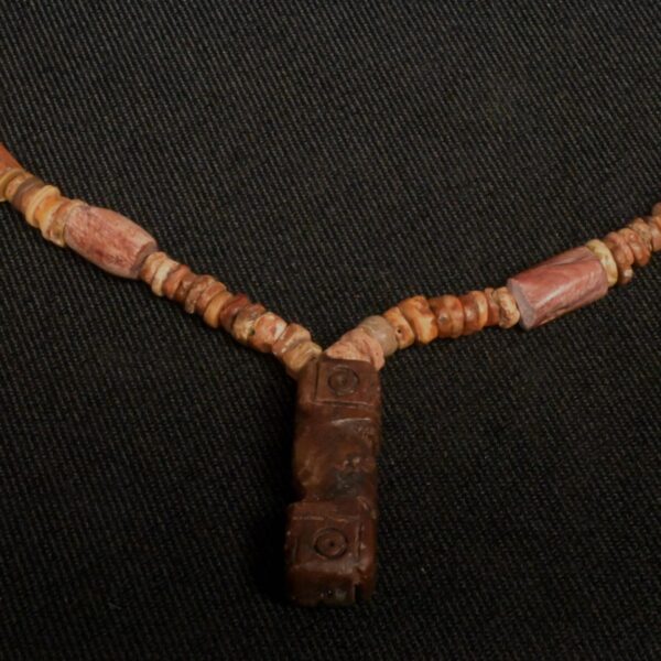 Moche Pre-Columbian Spondylus Ritual Necklace with Wood & Precious Stones - Image 13