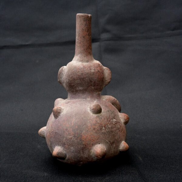 Pre-Columbian Chimu Ceremonial Whistle Figurine - Image 3