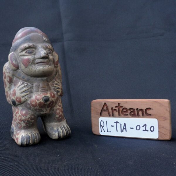 Pre-Columbian Tiahuanaco Pachamama Ceramic Figurine - Image 12