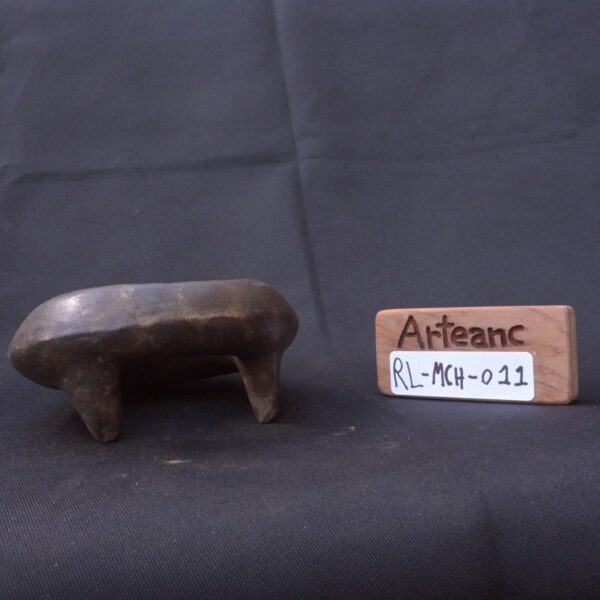 Pre-Columbian Moche Ceramic Whistle with Ritual Significance - Image 8