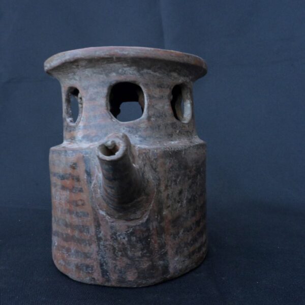 Unique Pre-Columbian Vicus Ceramic Whistle with Intricate Design - Image 2