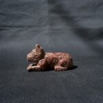 figura con forma de puma chavin - Image 3