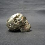craneo de pirita brillante - Image 4