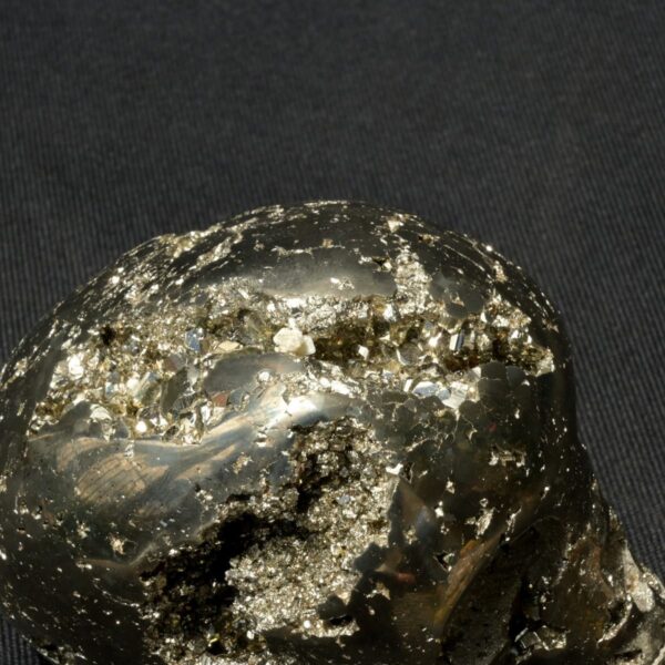 Gleaming Pyrite Skull Sculpture for Unique Dcor - Image 10