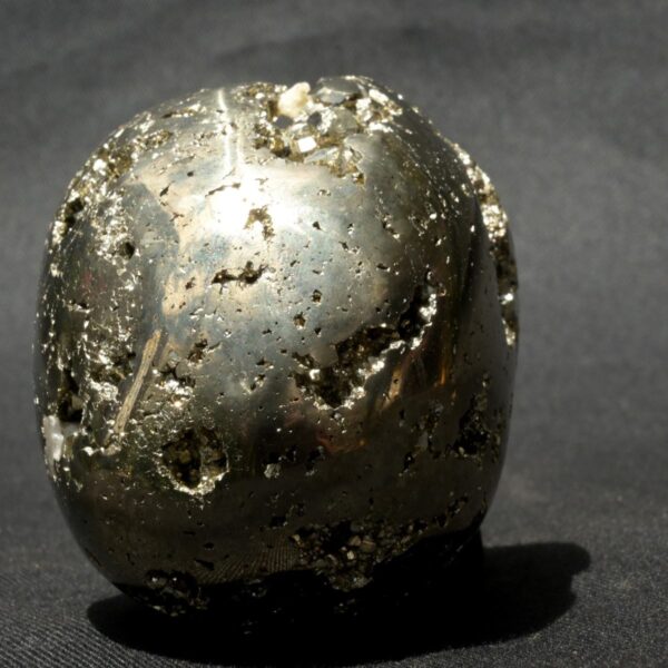 Gleaming Pyrite Skull Sculpture for Unique Dcor - Image 12