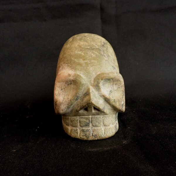 Pre-Columbian Paracas Turquoise Stone Skull with Ritual Significance - Image 2