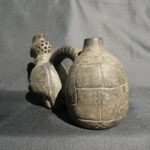 Pre Columbian Cupisnique Ceramic Water Whistle Condor Ritual Artifact - Imagen 2