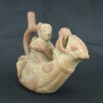 Pre Columbian Moche Ceramic Bottle Ritual Artifact Peru Collectible - Imagen 2