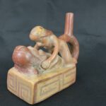 Pre Columbian Moche Ceramic Erotic Bottle Ritual Artifact Peru Collectible - Imagen 8