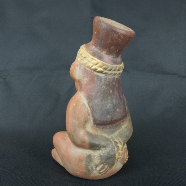 Pre Columbian Moche Ceramic Prisoner Vessel Ritual Artifact Peru - Imagen 4