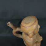 Pre Columbian Moche Ceramic Bottle Sitting Figure Ritual Artifact - Imagen 9