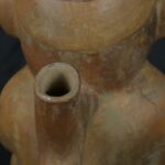 Pre Columbian Moche Ceramic Bottle Sitting Figure Ritual Artifact - Imagen 19