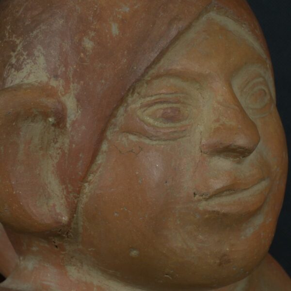 Pre Columbian Moche Ceramic Seated Figure Ritual Vessel - Imagen 18