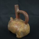 Pre Columbian Moche Ceramic Frog Bottle Ancient Andean Artifact Peru - Imagen 2