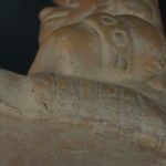 Pre Columbian Moche Ceramic Warrior Bottle Ritual Artifact Collectible - Imagen 12