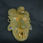 Pre Columbian Chavin Stone Mask Ritual Artifact with Inlays - Imagen 3